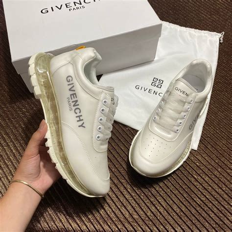 givenchy ayakkabı